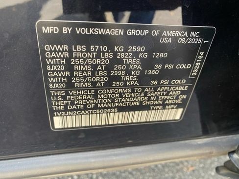 Used 2026 Volkswagen Atlas SE w/ Panoramic Sunroof Package FWD image 7