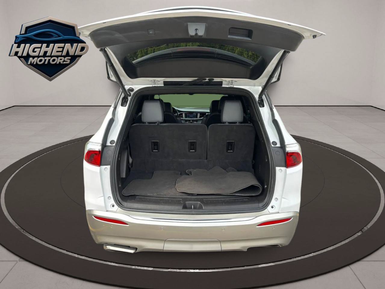 Used 2024 Buick Enclave Premium AWD/4WD image 6