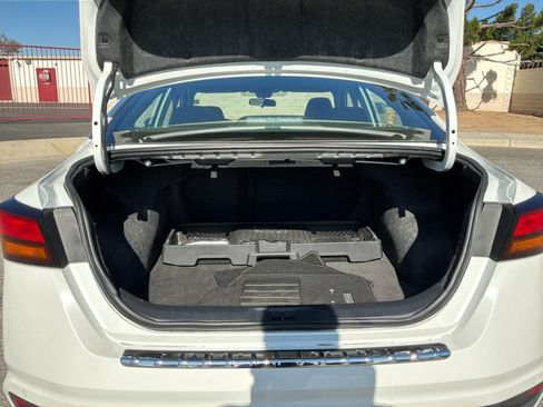 Used 2023 Nissan Altima 2.5 SV FWD image 20