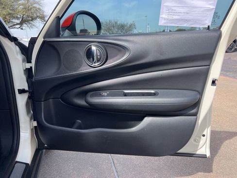 Used 2016 MINI Cooper Clubman image 11