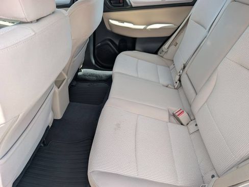 Used 2018 Subaru Outback 2.5i AWD/4WD image 23