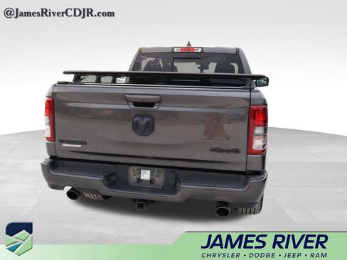 Used 2022 RAM 1500 Big Horn AWD/4WD image 18