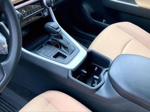 New 2025 Toyota RAV4 LE image 7