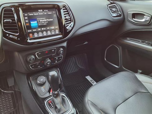 Used 2020 Jeep Compass Limited image 5