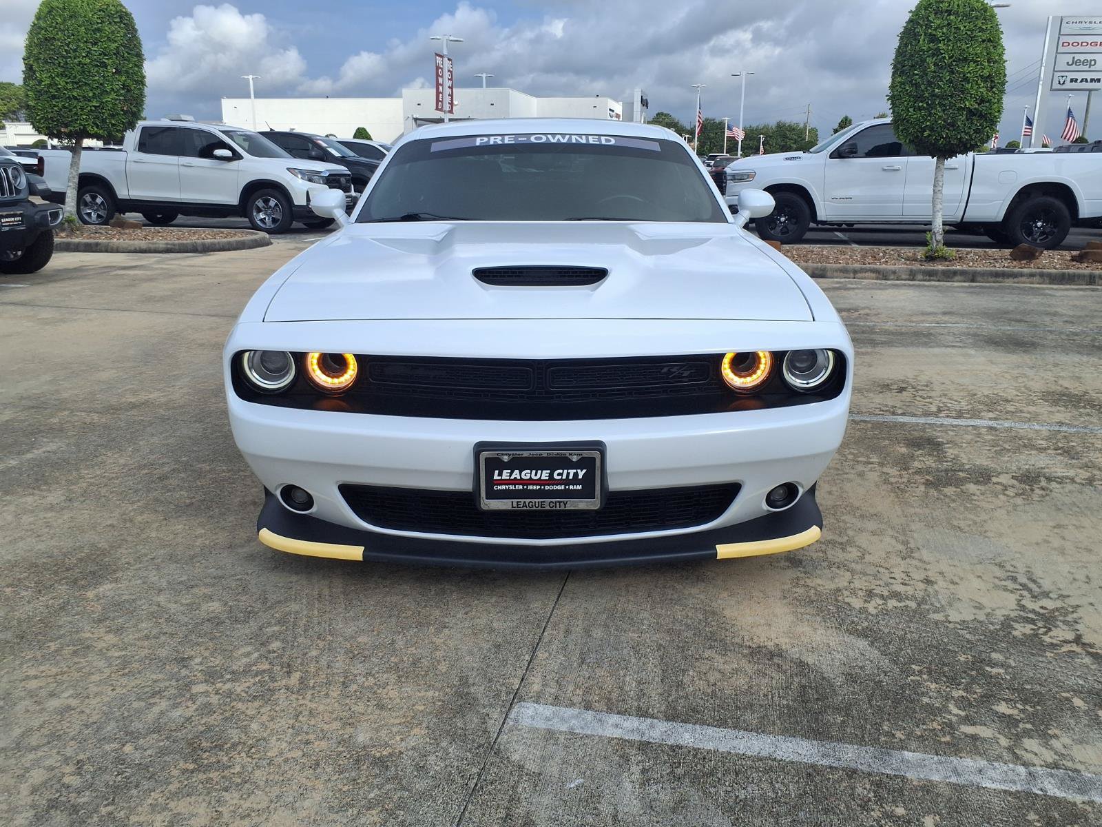 Used 2023 Dodge Challenger R/T w/ Plus Package RWD image 5