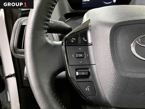 Used 2023 Toyota bZ4X XLE image 23