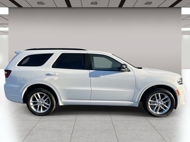 Used 2025 Dodge Durango GT AWD/4WD image 2