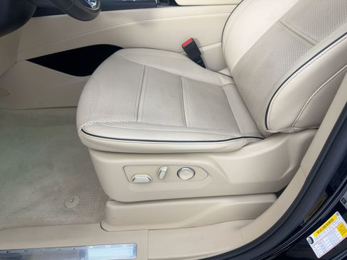 Used 2023 Cadillac Escalade ESV Premium Luxury image 14