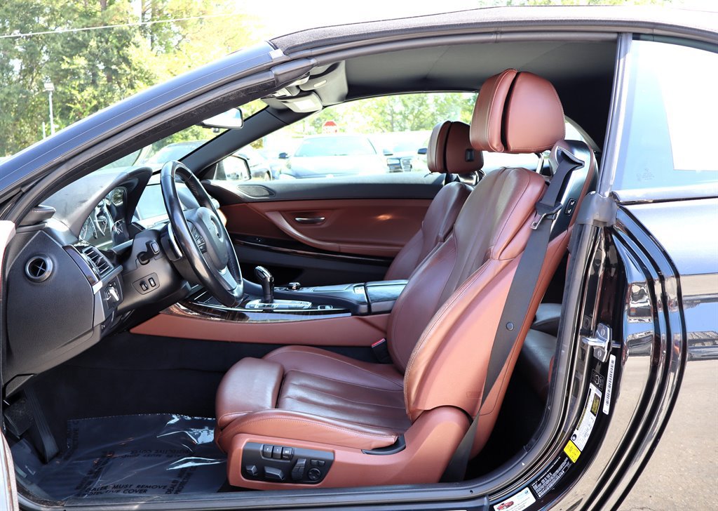 Used 2013 BMW 650i xDrive Convertible AWD/4WD image 22