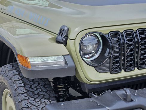 New 2026 Jeep Wrangler Unlimited Sport AWD/4WD image 9