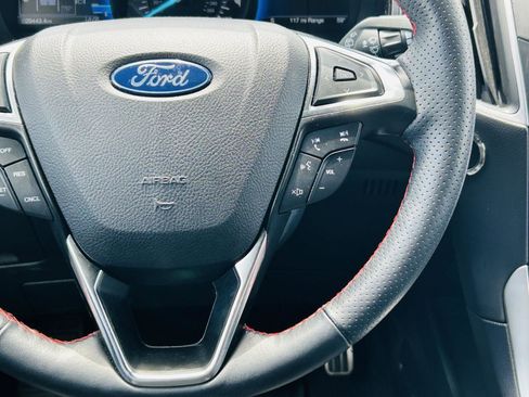 Used 2024 Ford Edge ST-Line AWD/4WD image 19