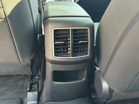Used 2025 Kia Sportage LX FWD image 24