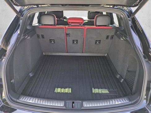 Used 2019 Porsche Macan S image 6