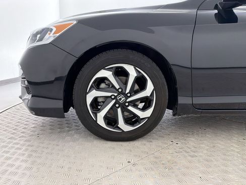 Used 2016 Honda Accord EX-L image 11