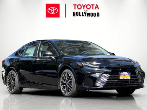 New 2026 Toyota Camry XLE FWD image 1
