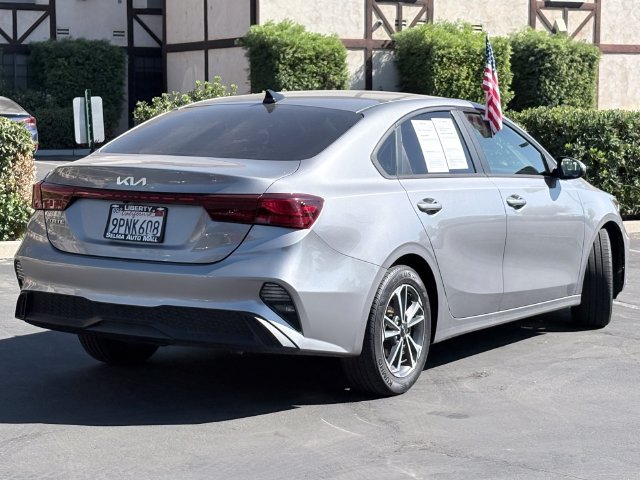 Used 2023 Kia Forte LXS FWD image 5