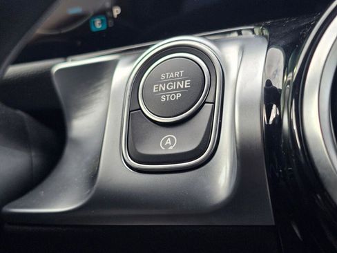 New 2026 Mercedes-Benz GLB 250 4MATIC image 43