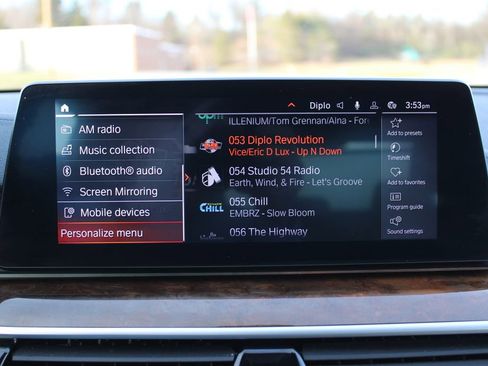 Used 2020 BMW 540i xDrive w/ Executive Package image 16