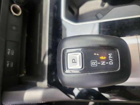 Used 2025 Mitsubishi Outlander SE AWD/4WD image 6
