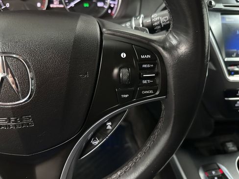 Used 2017 Acura MDX SH-AWD image 18