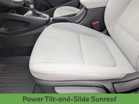 Used 2022 Hyundai Kona SEL w/ Convenience Package FWD image 16