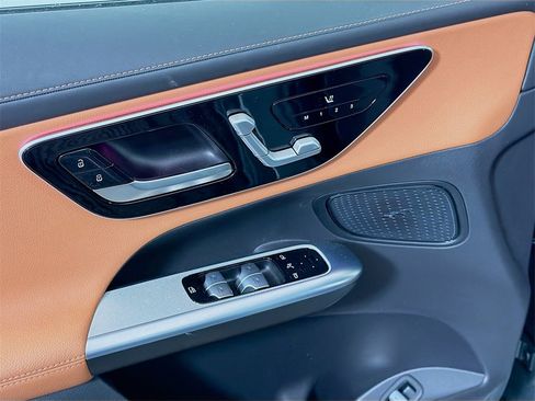 New 2025 Mercedes-Benz GLC 300 4MATIC image 20