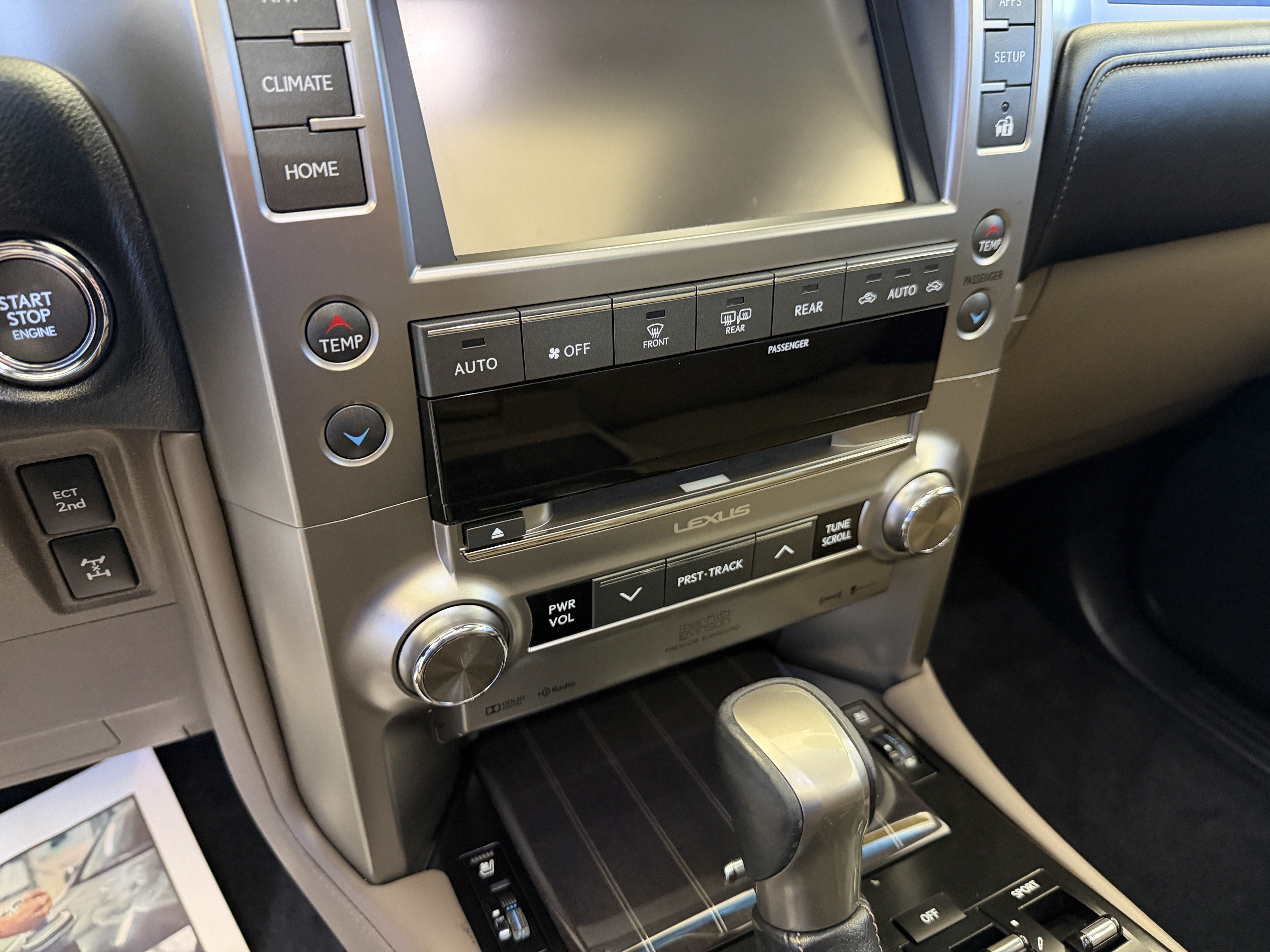 Used 2020 Lexus GX 460 Luxury w/ Accessory Package AWD/4WD image 22