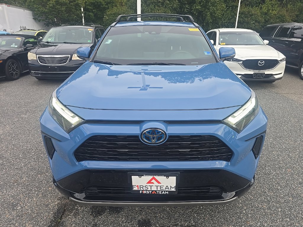 Used 2024 Toyota RAV4 SE w/ Convenience Package AWD/4WD image 2