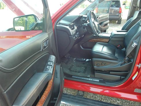 Used 2015 Chevrolet Tahoe LTZ RWD image 11