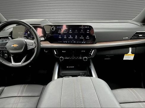 New 2026 Chevrolet Tahoe High Country AWD/4WD image 5