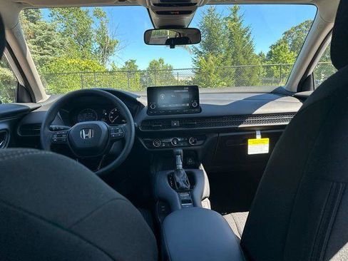 New 2025 Honda HR-V LX image 25