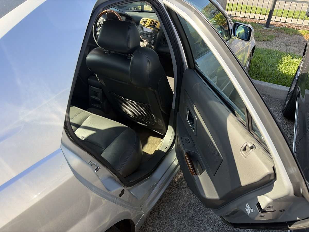 Used 2003 Cadillac CTS 3.2 w/ Preferred Equipment Group RWD image 18