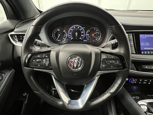 Used 2024 Buick Enclave Premium image 27