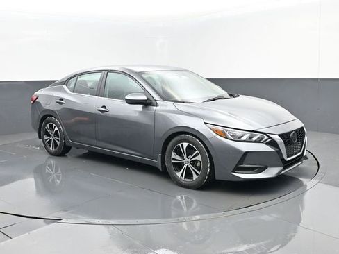 Used 2020 Nissan Sentra SV image 3