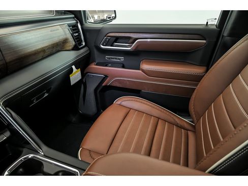 New 2026 GMC Sierra 1500 Denali Ultimate w/ LPO, Black Badging Package AWD/4WD image 20