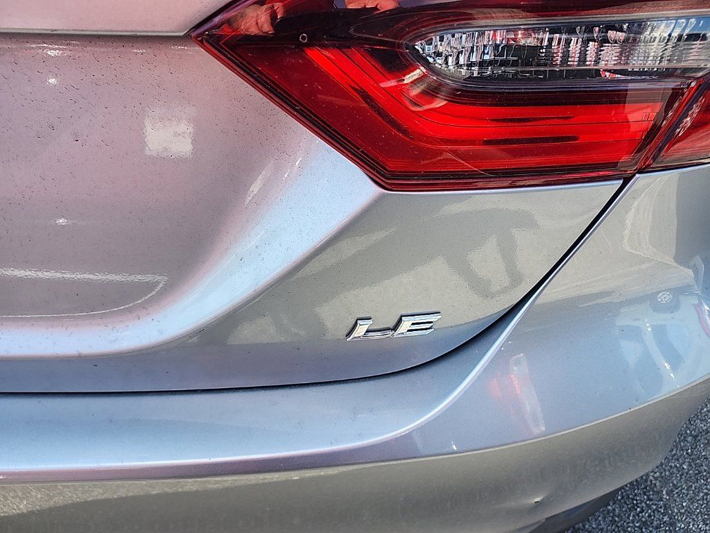 Used 2023 Toyota Camry LE FWD image 14