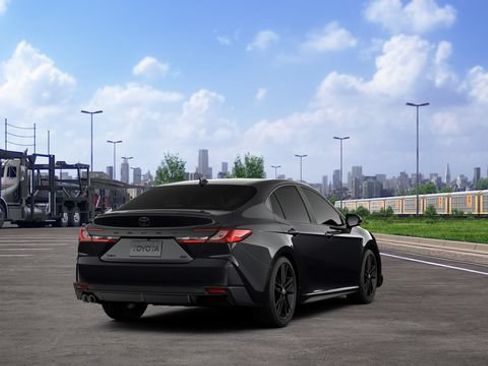 New 2026 Toyota Camry Hybrid FWD image 11