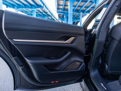 Certified 2023 Porsche Taycan Turbo S AWD/4WD image 41