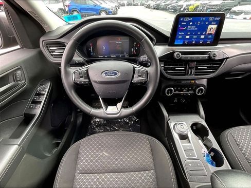 Used 2024 Ford Escape Active image 16