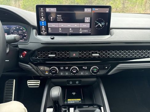 Used 2025 Honda Accord Sport image 21