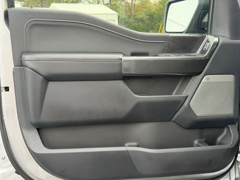 Certified 2022 Ford F150 XLT w/ Equipment Group 302A High image 17