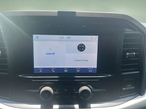 Used 2021 Ford F150 XLT AWD/4WD image 11