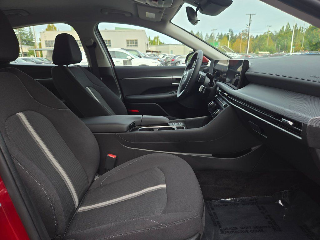 Used 2024 Hyundai Sonata SEL FWD image 11