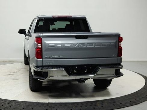 Used 2024 Chevrolet Silverado 1500 LT AWD/4WD image 7