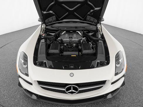 Used 2014 Mercedes-Benz SLS AMG Black Series image 38