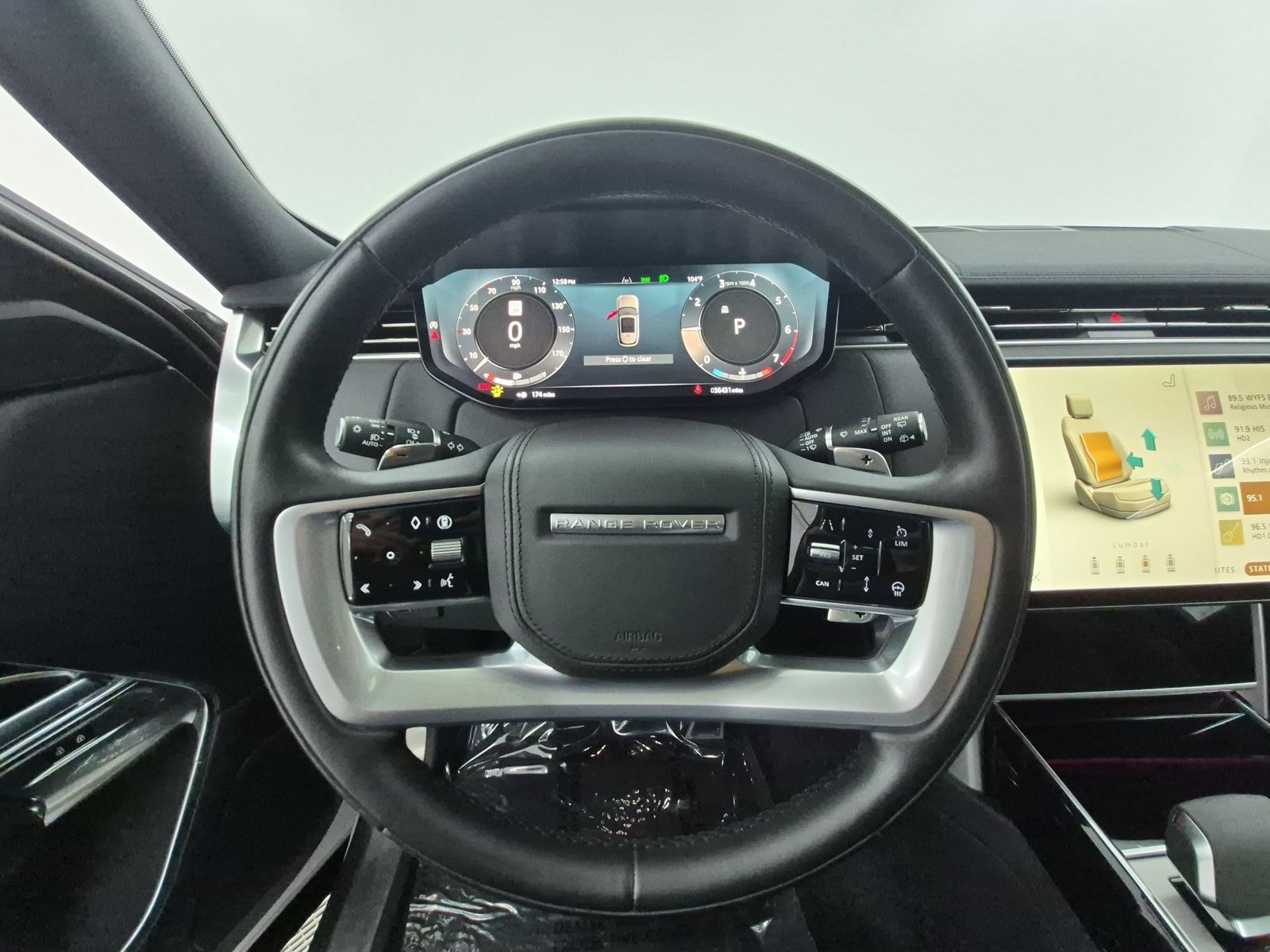 Used 2024 Land Rover Range Rover SE AWD/4WD image 29