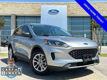 Used 2022 Ford Escape SE w/ Convenience Package
