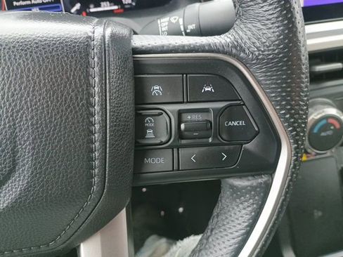 Used 2025 Toyota Tacoma TRD Sport w/ TRD Sport Upgrade Package AWD/4WD image 29