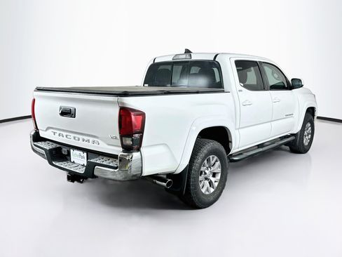 Used 2019 Toyota Tacoma SR5 RWD image 9