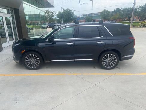 Used 2023 Hyundai Palisade Calligraphy AWD/4WD image 4